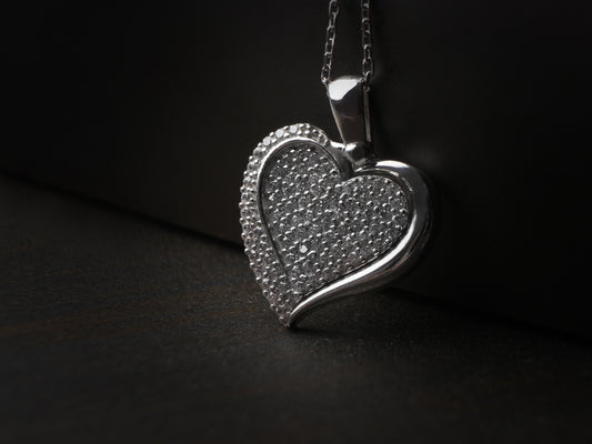 Elara Heart Necklace